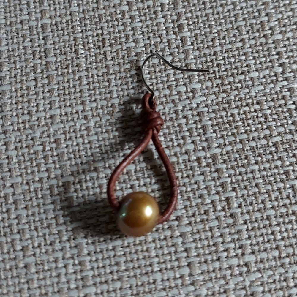 Handmade Light Green Pearl And Brown Leather Dangle Earrings - Picture 5 of 6